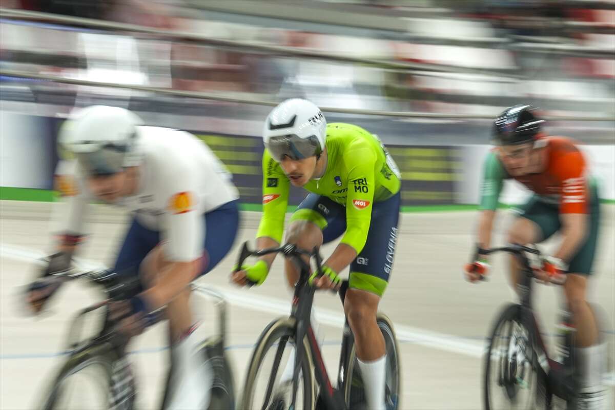 Konya Olimpik Veledromu’nda üçüncü gün yarışları başladı 26